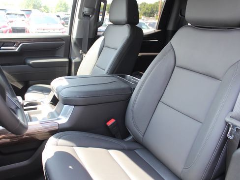 New 2026 Chevrolet Silverado 1500 LT Trail Boss w/ Convenience Package II AWD/4WD image 9
