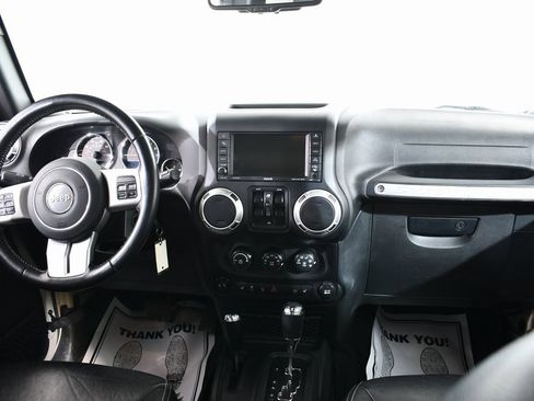 Used 2017 Jeep Wrangler Unlimited Sahara w/ Quick Order Package 24E Chief image 7