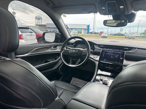 Used 2022 Jeep Grand Cherokee L Limited AWD/4WD image 13