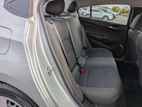 Used 2017 Chevrolet Cruze LS FWD image 26