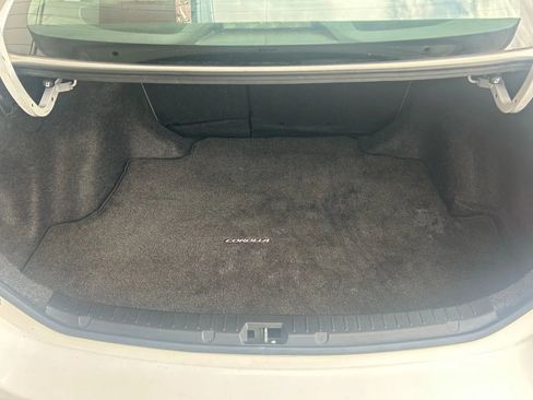 Used 2012 Toyota Corolla LE image 16