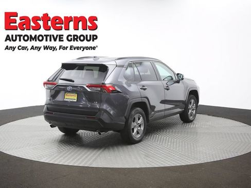 Used 2023 Toyota RAV4 LE AWD/4WD image 40