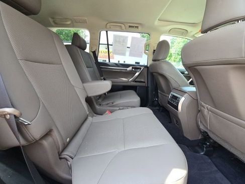 Used 2020 Lexus GX 460 Premium AWD/4WD image 14