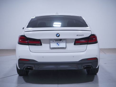Used 2023 BMW 530i w/ M Sport Package RWD image 5