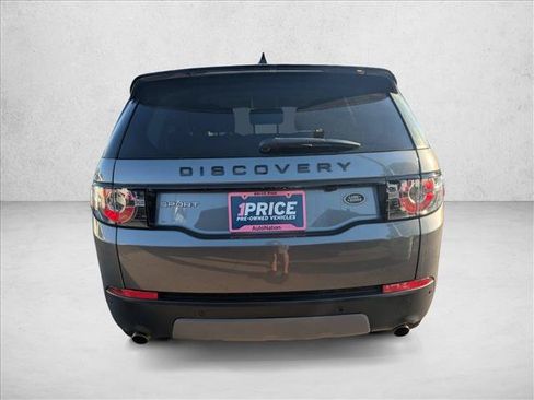 Used 2018 Land Rover Discovery Sport SE AWD/4WD image 7
