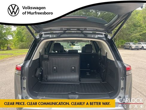 Used 2024 Nissan Pathfinder Platinum w/ Cargo Package AWD/4WD image 14