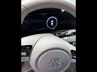 Used 2023 Hyundai Elantra SEL w/ Convenience Package