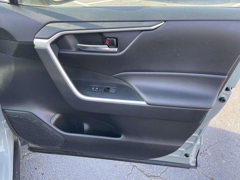 Used 2021 Toyota RAV4 XLE image 46