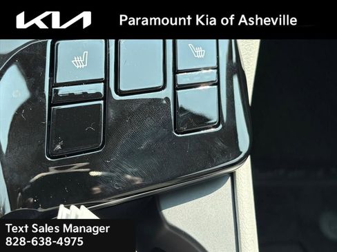 New 2025 Kia Sportage EX image 14