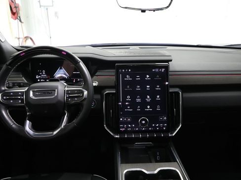 Used 2024 GMC Acadia Denali w/ Super Cruise Package AWD/4WD image 2