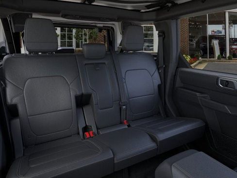 New 2025 Ford Bronco Badlands w/ Sasquatch Package image 36