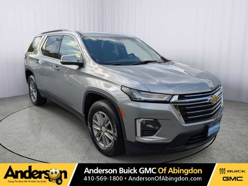 Used 2023 Chevrolet Traverse LT w/ LPO, Floor Liner Package AWD/4WD image 1
