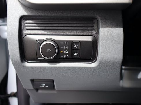 New 2025 Ford F550 4x4 Crew Cab Super Duty w/ XL Chrome Package image 33