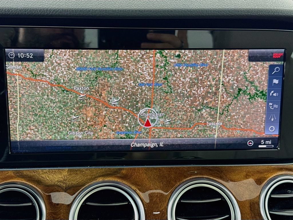 Used 2018 Mercedes-Benz E 300 4MATIC image 13