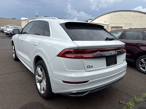 Used 2023 Audi Q8 Premium w/ Convenience Package AWD/4WD image 10