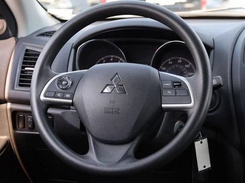 Used 2024 Mitsubishi Outlander Sport ES AWD/4WD image 22