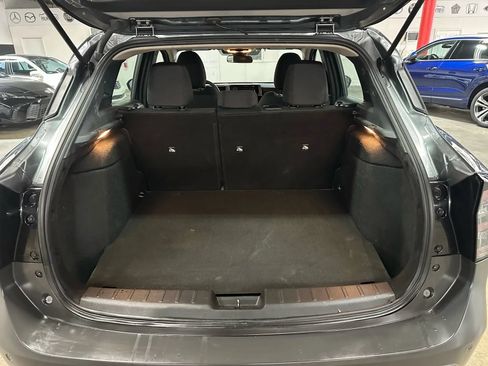 Used 2025 Nissan Kicks S AWD/4WD image 13