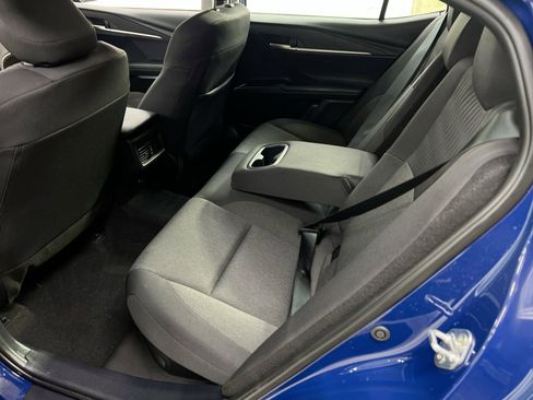 Used 2025 Toyota Camry LE image 28