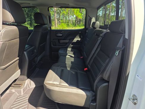 Used 2018 GMC Sierra 1500 Denali AWD/4WD image 16