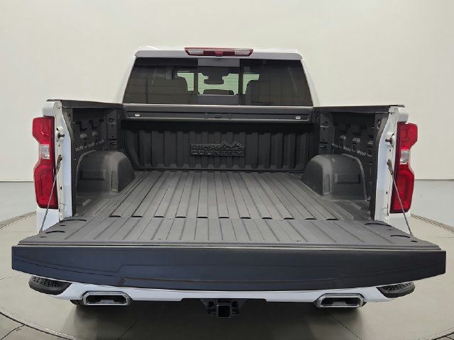 Used 2024 Chevrolet Silverado 1500 High Country w/ High Country Premium Package AWD/4WD image 41