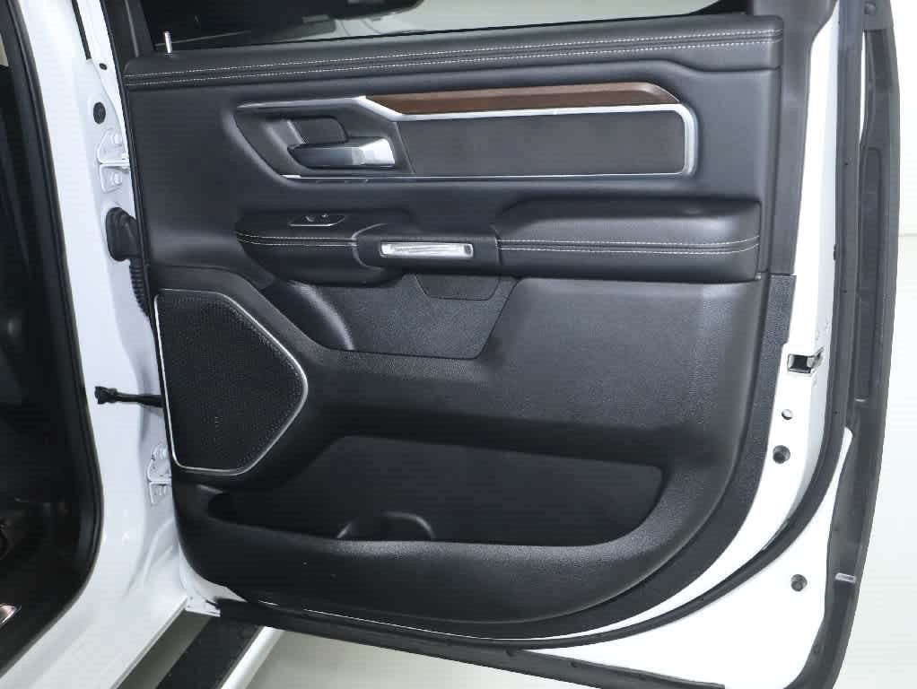 Used 2021 RAM 1500 Laramie AWD/4WD image 31