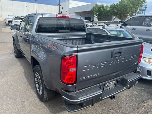 Used 2021 Chevrolet Colorado Z71 AWD/4WD image 7