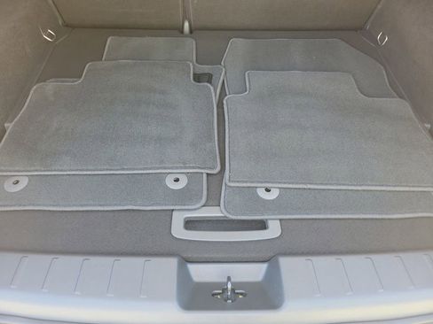 Certified 2025 Nissan Kicks SV image 14