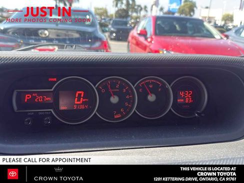 Used 2014 Scion xB FWD image 4