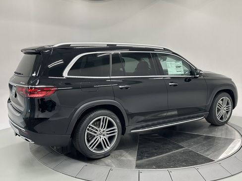 New 2026 Mercedes-Benz GLS 450 4MATIC image 7