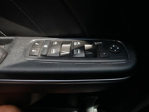 Used 2017 Dodge Charger R/T w/ Plus Group RWD image 20