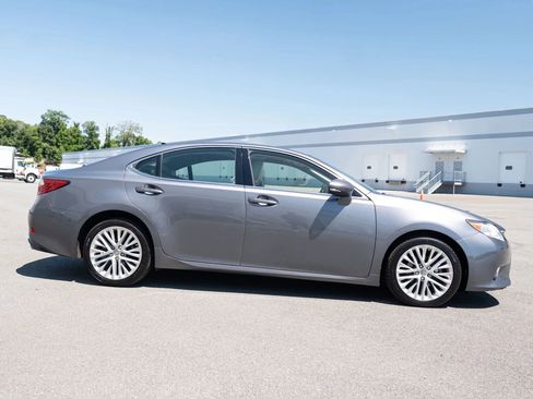 Used 2013 Lexus ES 350 FWD image 6