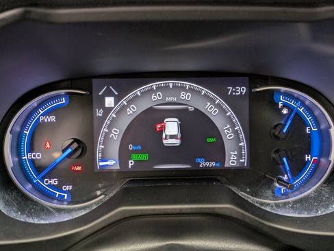 Used 2023 Toyota RAV4 XLE image 15