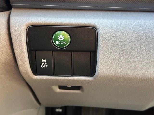 Used 2013 Honda Accord LX image 17