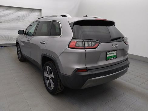 Used 2019 Jeep Cherokee Limited image 5