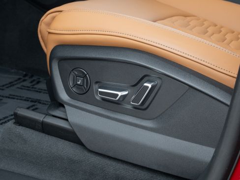 New 2026 Audi RS Q8 performance image 29