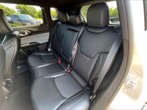 New 2025 Jeep Compass Latitude w/ Convenience Group image 10