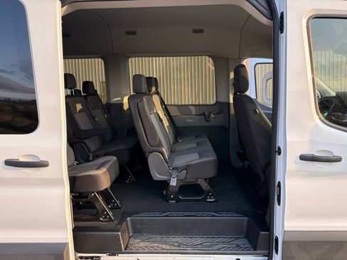 Used 2025 Ford Transit 350 XLT image 38