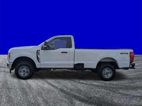 New 2026 Ford F250 XL w/ XL Chrome Package image 6