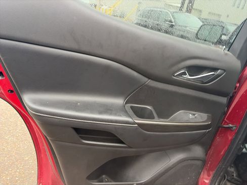 Used 2019 GMC Acadia SLT image 14