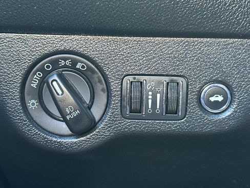Used 2016 Dodge Challenger R/T Plus RWD image 41