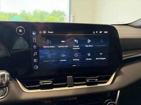 New 2026 Chevrolet Equinox LT w/ Convenience Package II FWD image 20