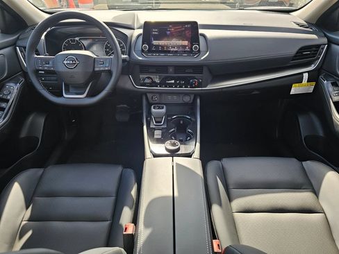 New 2026 Nissan Rogue Dark Armor AWD/4WD image 9