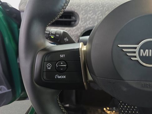 Used 2025 MINI Cooper S FWD image 20