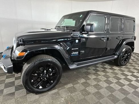 Used 2024 Jeep Wrangler Unlimited Sahara AWD/4WD image 6