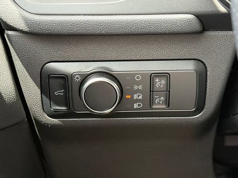 Used 2024 Ford Escape ST-Line w/ Tech Pack #1 AWD/4WD image 22