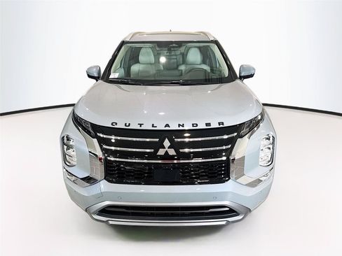 New 2026 Mitsubishi Outlander SEL FWD image 25
