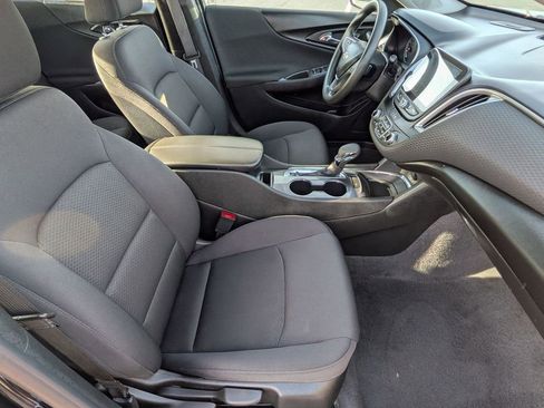 Used 2024 Chevrolet Malibu LT image 24