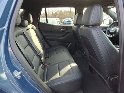 Used 2025 Chevrolet Equinox LT w/ Convenience Package II image 14