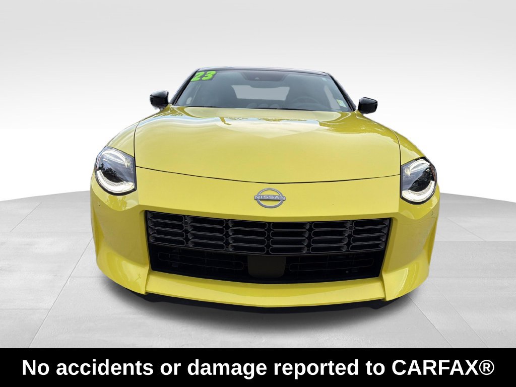 Used 2023 Nissan Z w/ Floor Mat Package (L93) RWD image 2