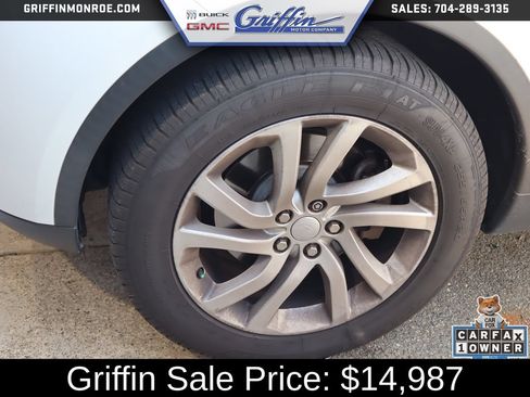 Used 2017 Land Rover Discovery HSE AWD/4WD image 9